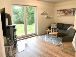 Ferienhaus mit Terrasse, Garten und Grill in Pruchten